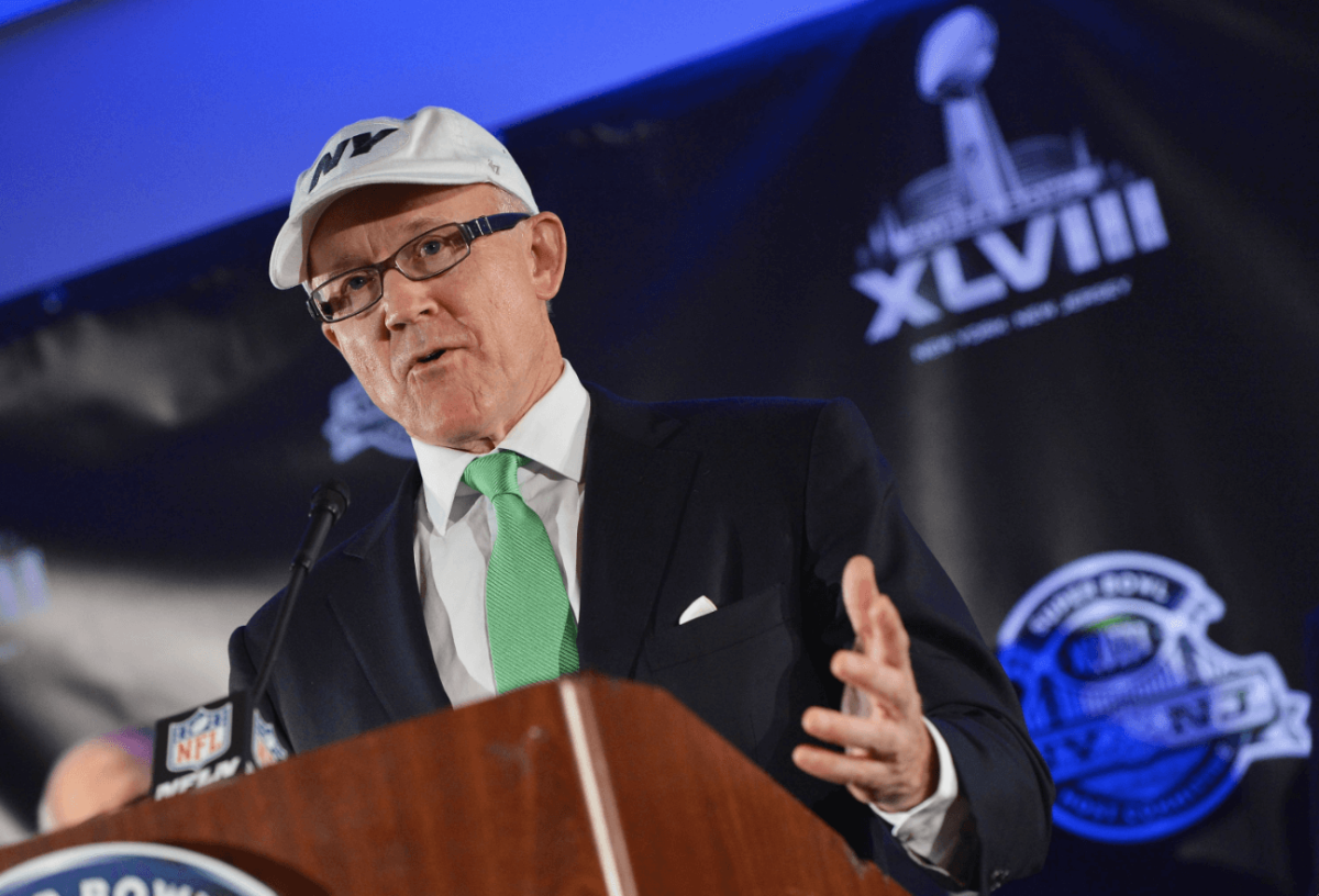 Dyer: Woody Johnson finally winning over Jets fans this offseason