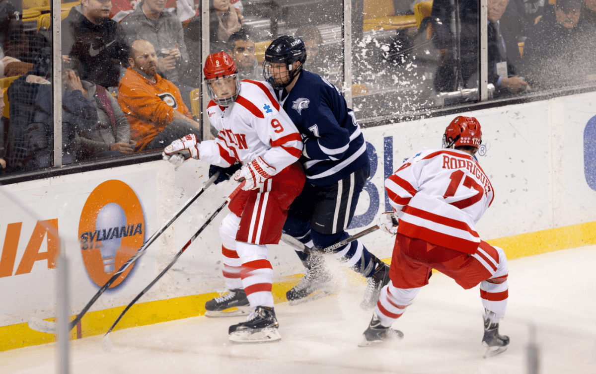 Boston University right at home at TD Garden for Frozen Four