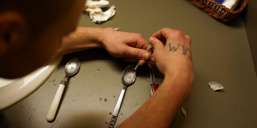 Massachusetts state officials wrestle with growing heroin crisis