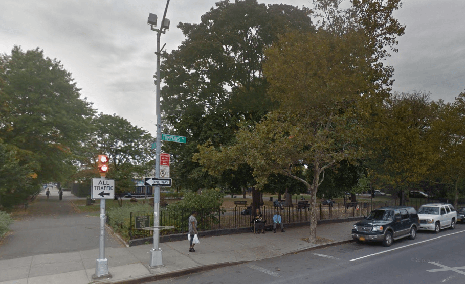Firefighter and EMT arrested for allegedly punching cops in Bed-Stuy