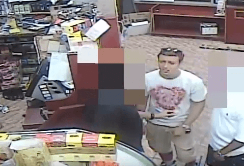 VIDEO: NYPD seeks knife-wielding man who attacked deli clerk