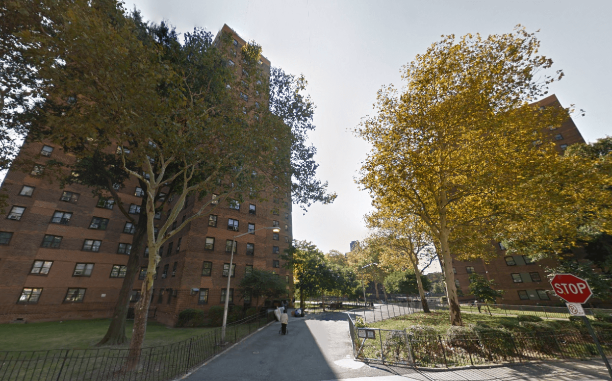 Man shot, killed in broad daylight at East Harlem public housing
