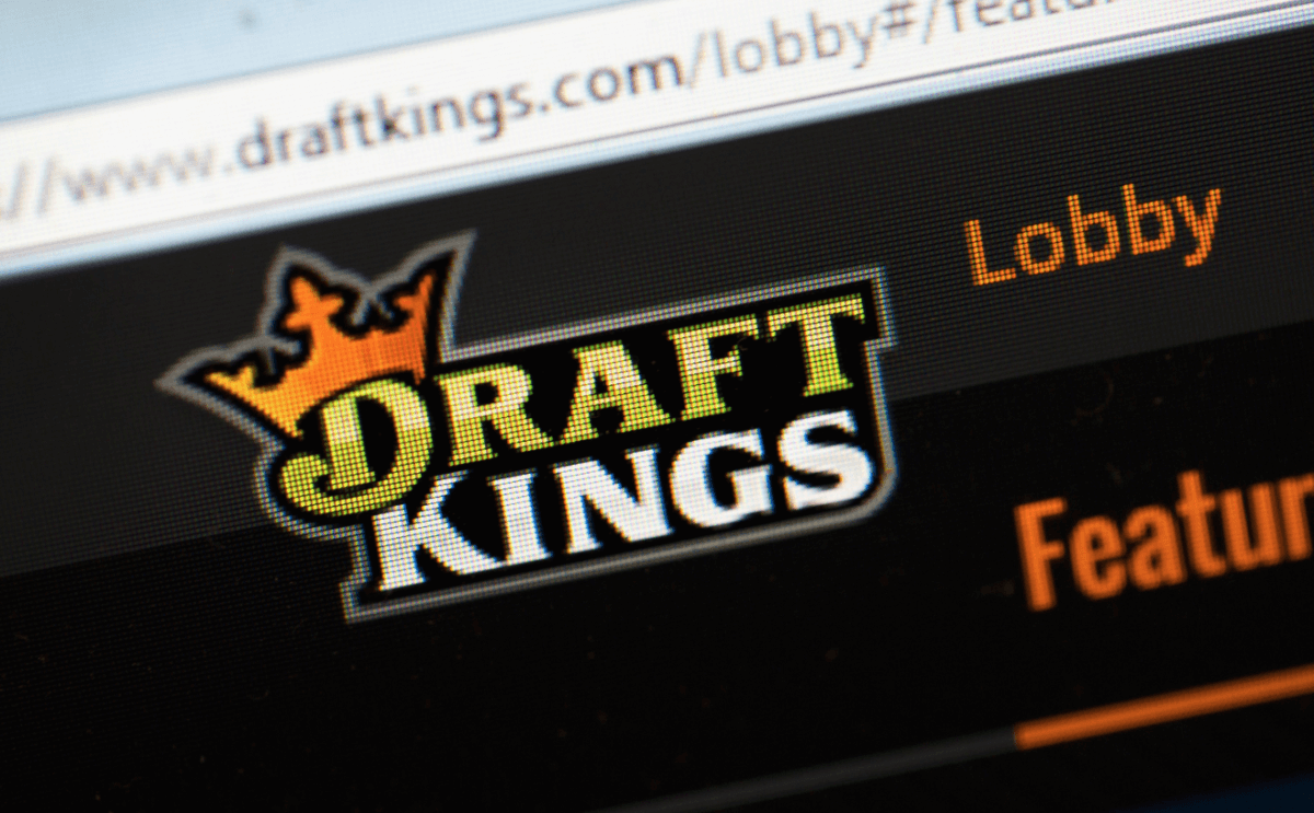 Daily fantasy sites DraftKings, FanDuel could disappear in 2016