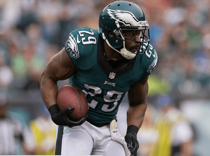 DeMarco Murray only plays two snaps, has zero carries in first half vs.