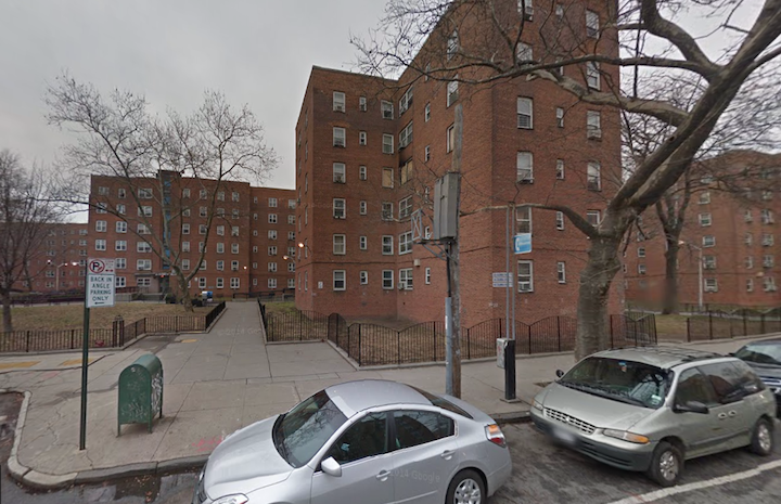 1 dead, 1 injured in Brooklyn housing development shooting