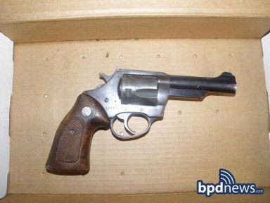 Boston police arrest three, seize two handguns after Boston chase
