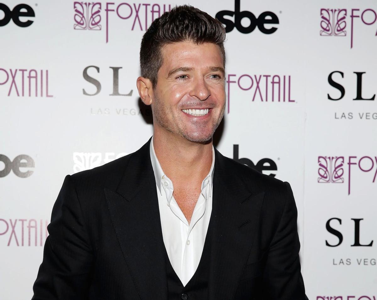 Robin Thicke gives very entertaining song-and-dance testimony