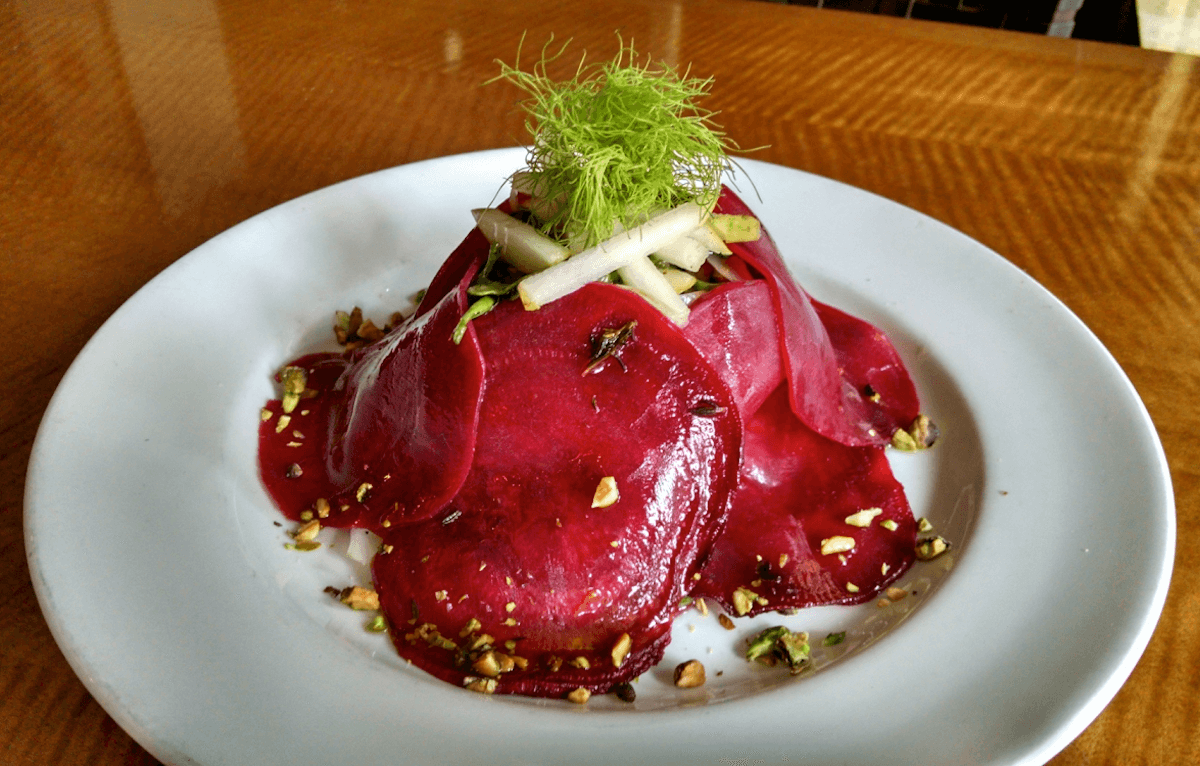 Summer salad: Roasted beets with goat cheese