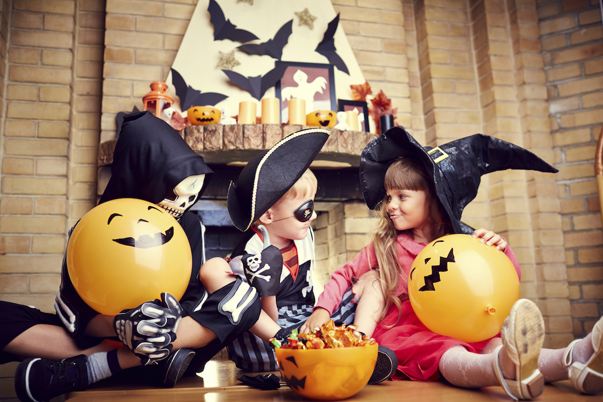 How to have a healthier Halloween for your kids this year