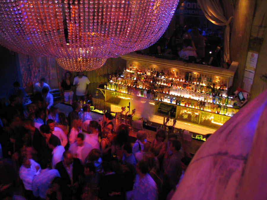 NYC’s nightclubs filled with imported models who live for free, insiders