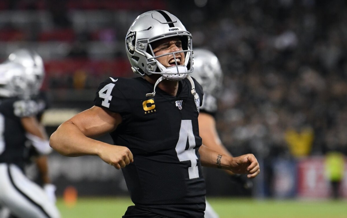 Over under spread Packers Raiders odds total NFL betting
