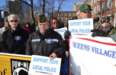 Silent majority speaks at pro-NYPD rally