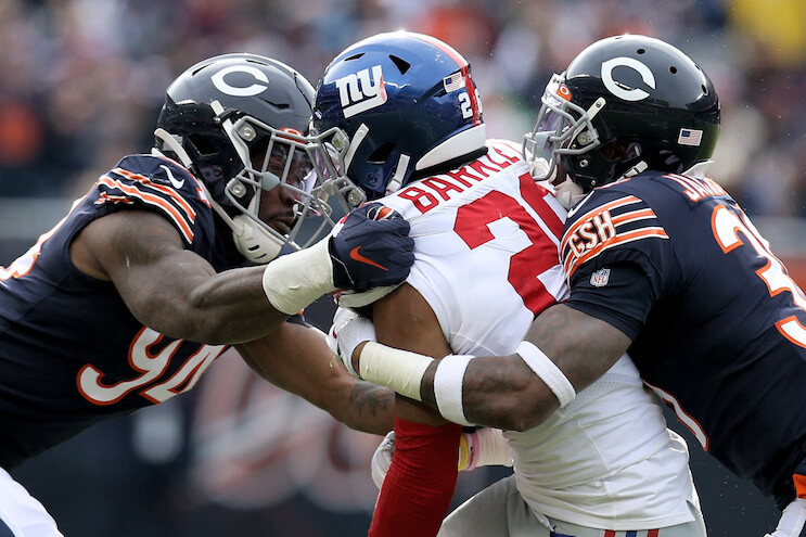 Saquon Barkley was invisible once again in the Giants' seventh-straight loss. (Photo: Getty Images)