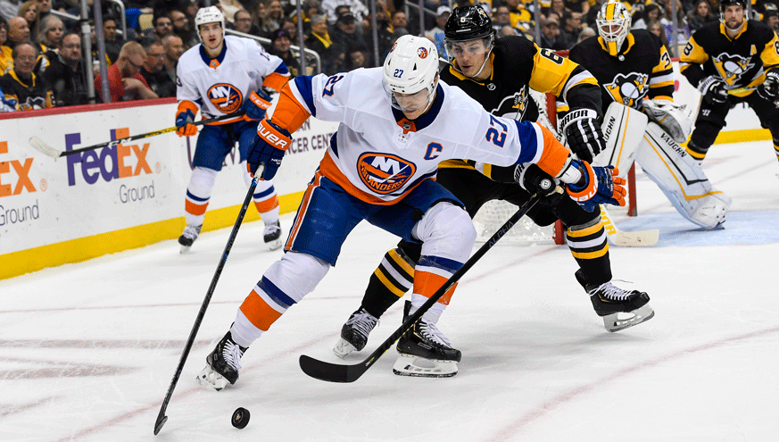 Anders Lee and the Islanders look to make it 16-straight games without a regulation loss. (Photo: Getty Images)