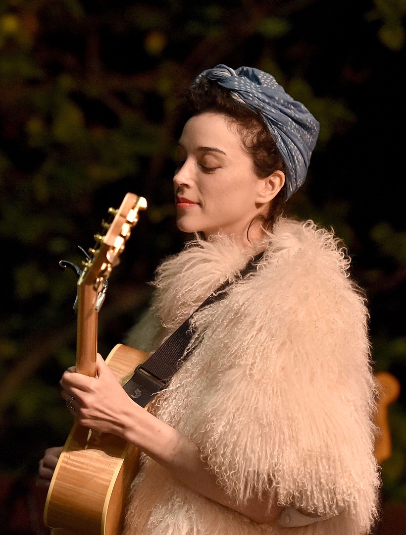 St. Vincent made a guitar just for her