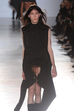 PHOTOS: Rick Owens new fashion line flashes flesh during Paris Fashion Week