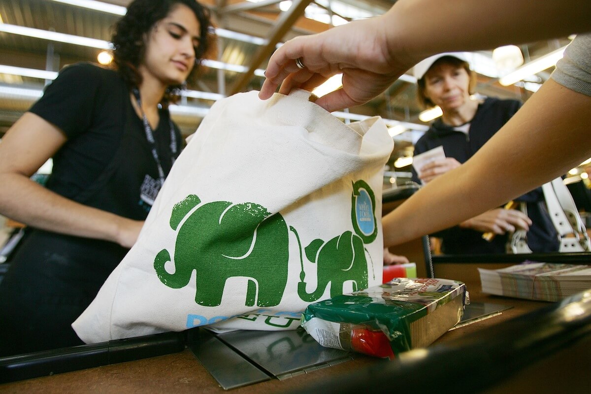 The double-edged sword of… reusable shopping bags?