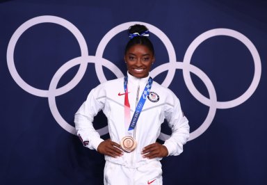 Gymnastics – Artistic – Women’s Beam – Medal Ceremony