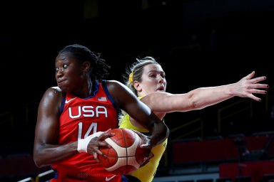 Basketball – Women – Quarterfinal – Australia v United States