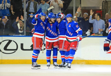 2022-05-25T001152Z_291701536_MT1USATODAY18344100_RTRMADP_3_NHL-STANLEY-CUP-PLAYOFFS-CAROLINA-HURRICANES-AT-NEW-YORK-RANGERS-1200×820-1