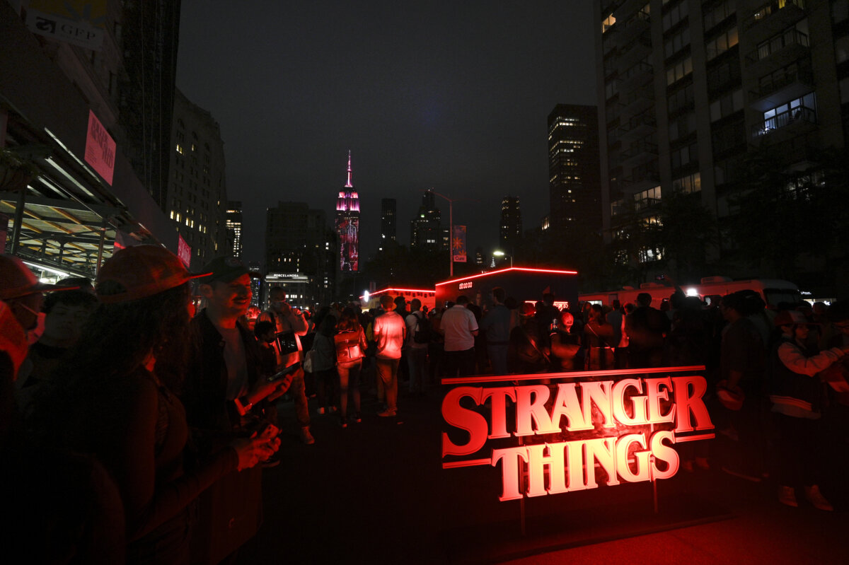 “Stranger Things” Rift Appears on Empire State Building