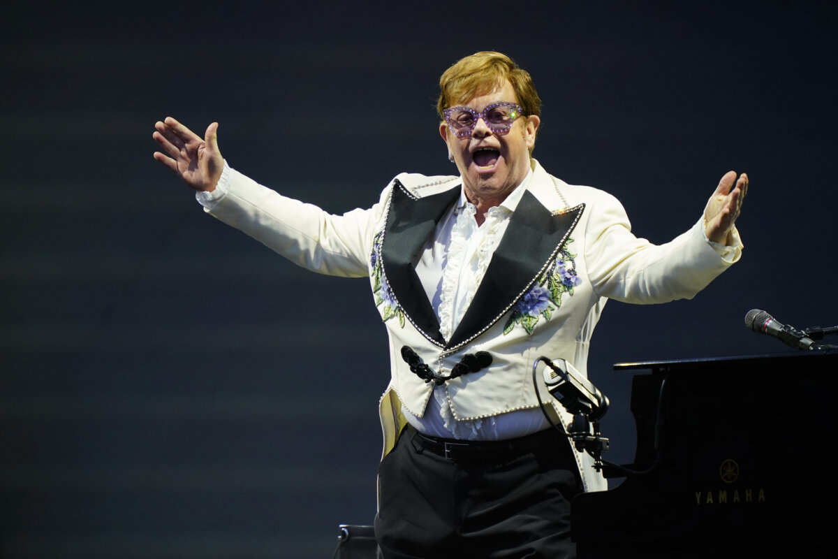 Elton John in Concert Philadelphia