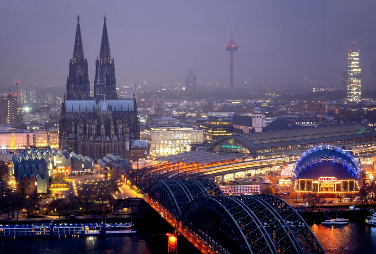 Germany Cologne Catholics Crisis
