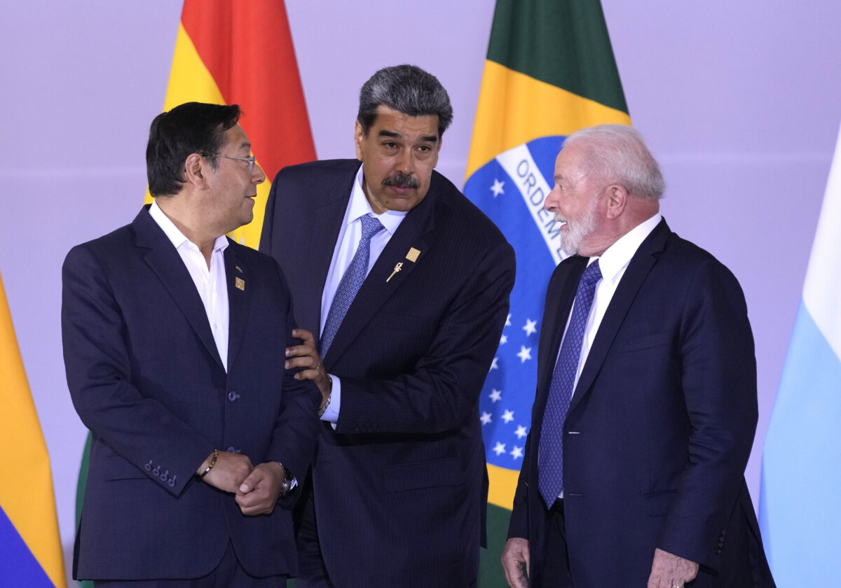 Brazilian president’s support of Venezuela’s leader mars unity at South America summit – Metro US