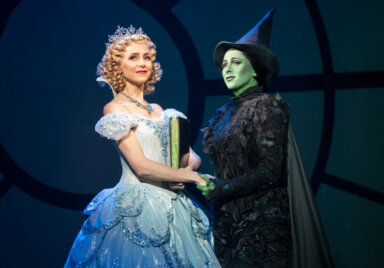 Celia-Hottenstein-as-Glinda-and-Olivia-Valli-as-Elphaba-in-the-National-Tour-of-WICKED-photo-by-Joan-Marcus-0162r-1200×837-1