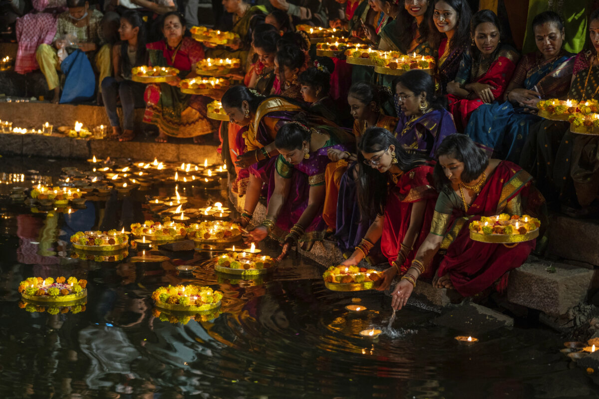 What Is Diwali The Festival Of Lights And How Is It Celebrated In India And The Diaspora
