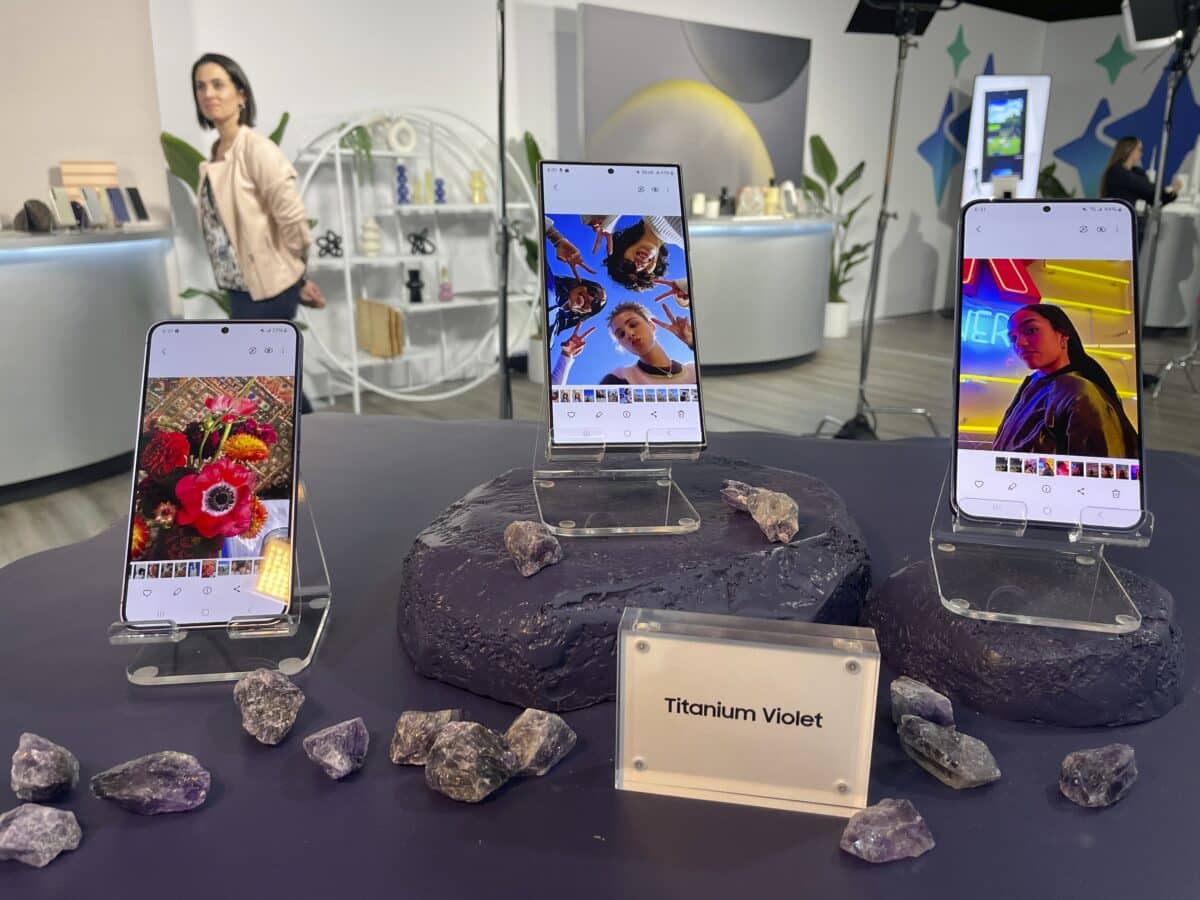 Samsung Smartphone Showcase