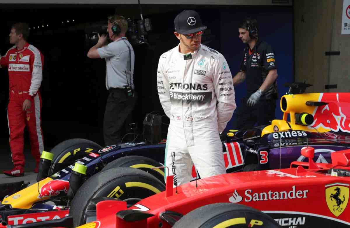 F1 Hamilton Ferrari