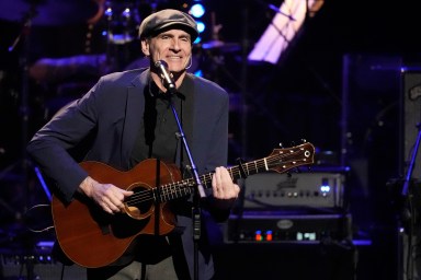 Music-James Taylor Interview