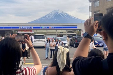 Japan Mt. Fuji Overtourism