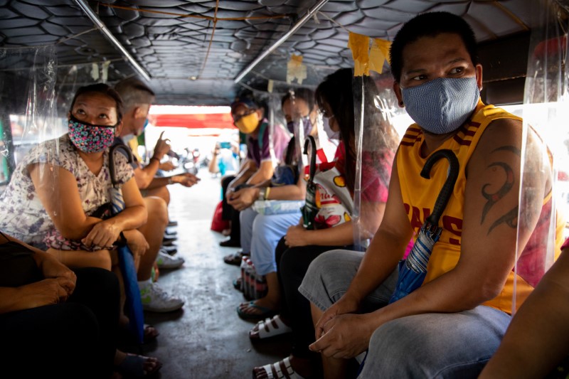 Makeshift barriers installed on Philippine jeepneys amid coronavirus outbreak