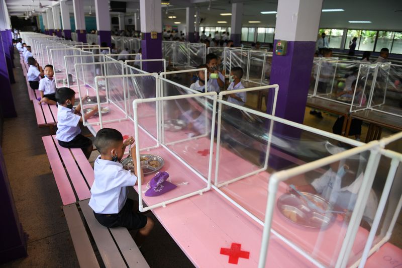 Schools in Thailand reopen amid the spread of the coronavirus