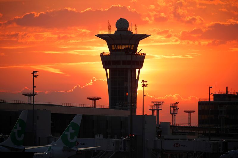 Paris Orly Airport resumes duty after a 3-month break due