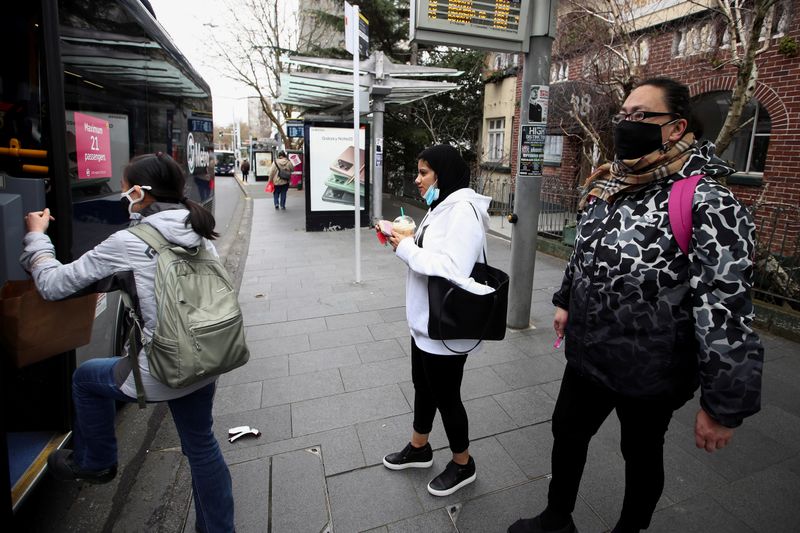 New Zealand’s COVID-19 safety measure mandating masks on public transport