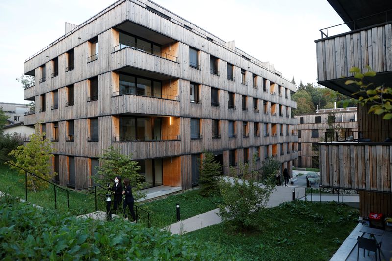 Ecole Hoteliere de Lausanne students were put under quarantine in