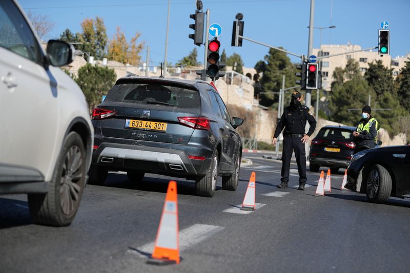 Israel tightens a national lockdown amid rise in coronavirus infections,