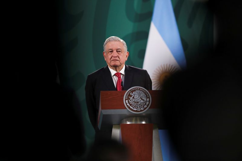 Mexico’s President Obrador and Argentina’s President Fernandez attend a news