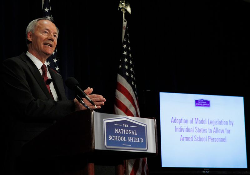 FILE PHOTO: Former Rep. Asa Hutchinson discusses the findings and