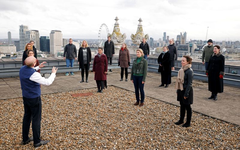Choir of London’s Royal Opera House perform on rooftop to