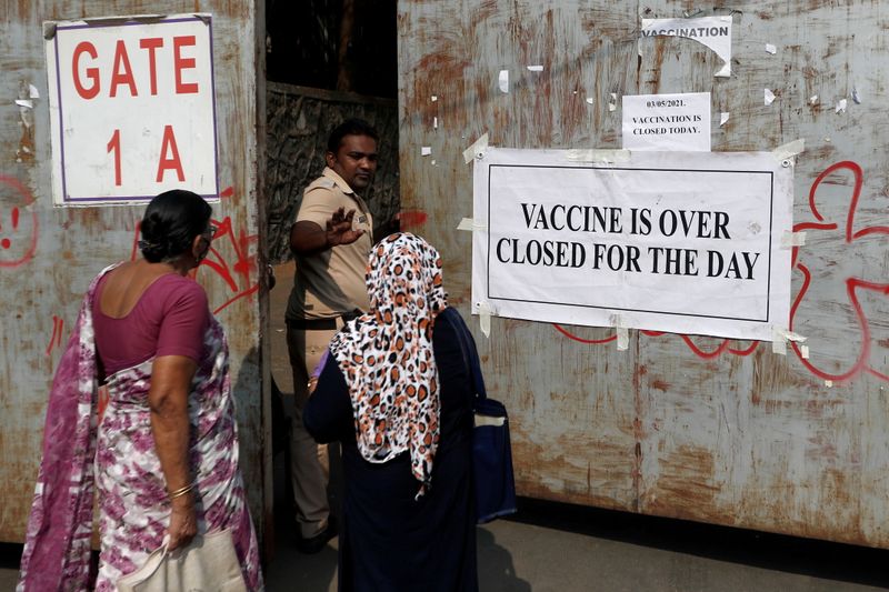 FILE PHOTO: Coronavirus disease (COVID-19) outbreak in Mumbai