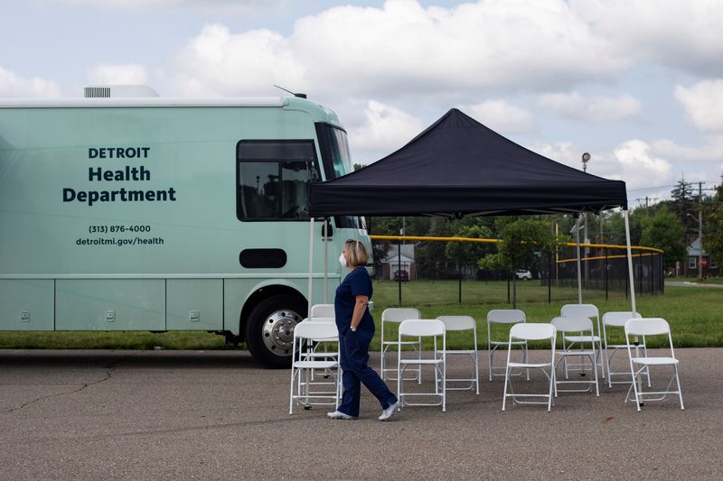 Mobile vaccination clinic hosted by Detroit Health Department in partnership