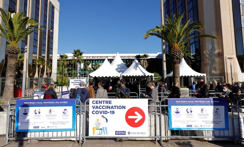 COVID-19 vaccination center in Nice