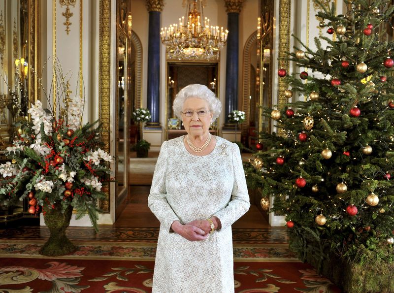 Britain’s Queen Elizabeth records her Christmas message in 3-D from