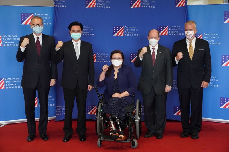 U.S. Senators Duckworth, Sullivan and Coons in Taipei