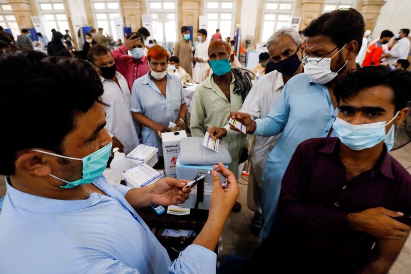 Pakistan administers 10 mln coronavirus disease (COVID-19) vaccine doses