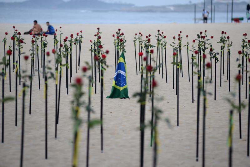 Brazilian NGO pays tribute to the country’s COVID-19 victims by
